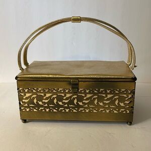 Vintage 1960’s Ande Gold Toned Metal Box Purse Evening Wear